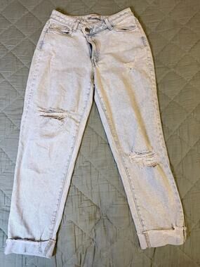 SO Light Wash Distressed High Rise Mom Jeans Size 5/27